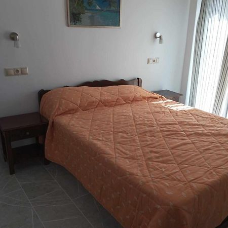 אגיוס גיורגיוס Gerekos Studios And Apartments מראה חיצוני תמונה